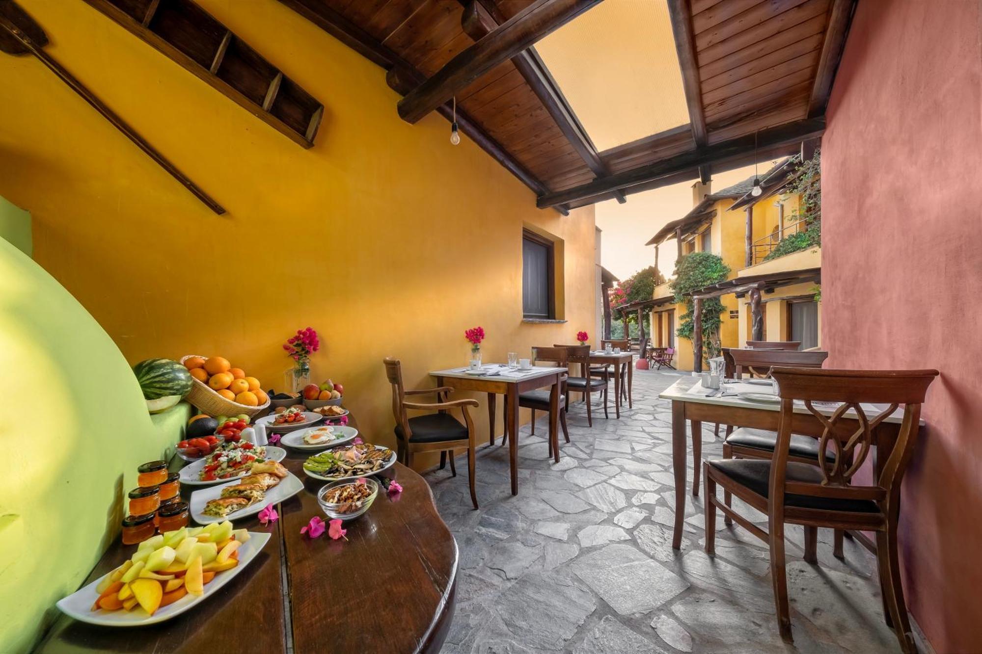 קאלה נרה Alkifron Hotel מראה חיצוני תמונה